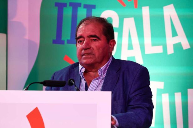 José Carlos Rolo é homenageado com voto de pesar em São Brás de Alportel, após falecimento a 11 de fevereiro.