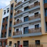 Loulé quer chegar às 1500 habitações públicas em quatro anos após adquirir 60 fogos com apoio do PRR e anunciar novos concursos.