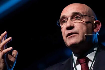 Passos Coelho admite regresso à política, mas diz que não será pelas melhores razões se algum dia voltar.