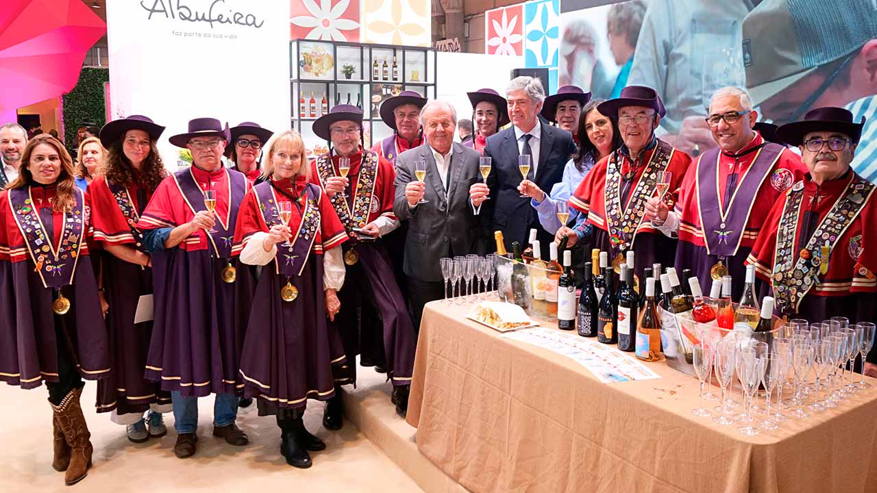 Grande Mostra de Vinhos em Albufeira é organizada pela Confraria do Bacchus de Albufeira,