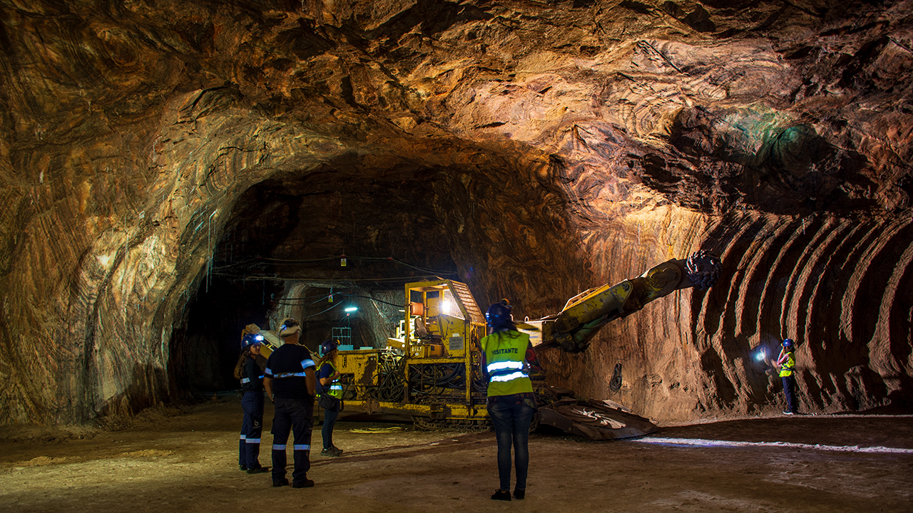 Iniciativa «À Descoberta do Turismo Industrial» convida a conhecer fábricas, salinas e adegas do Algarve.