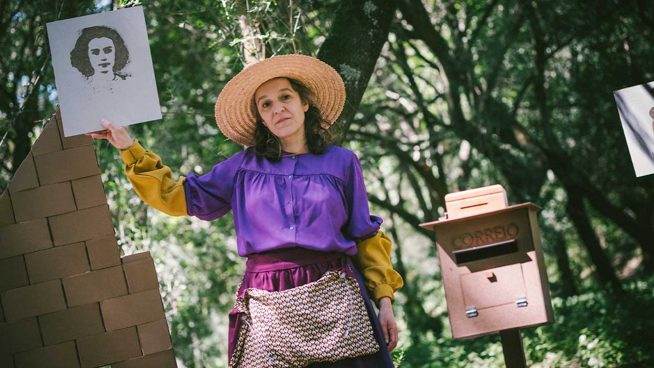 Festival MOCHILA leva Dino D’Santiago e Sam the Kid a Faro com mais de 20 espetáculos para famílias e atividades ao ar livre durante dez dias.