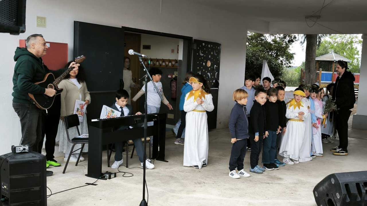 Jogos de Quelfes arrancam com cerimónia em Marim inspirada na mitologia grega e participação de alunos de várias escolas.