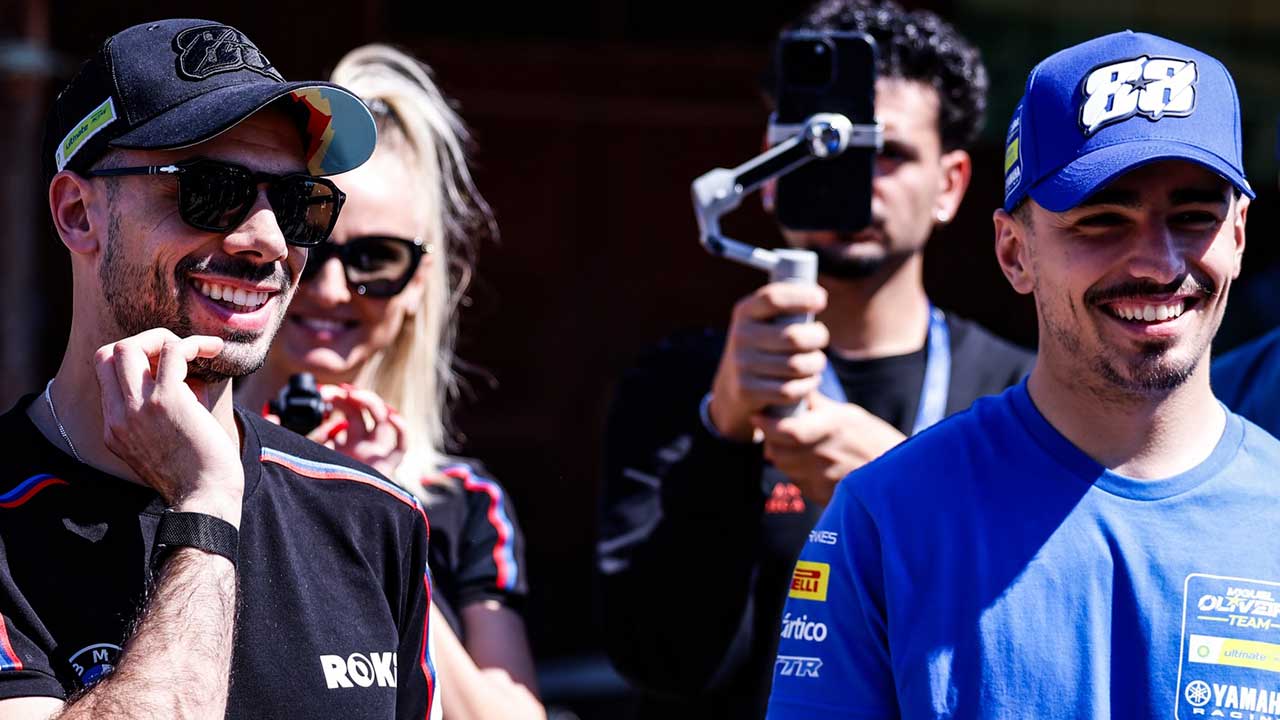 Miguel Oliveira sonha com vitória nas Superbikes após visita a Alvor, onde deixou confiança no desempenho e ambição de lutar pelos lugares cimeiros.