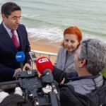 Ministra do Ambiente visitou Albufeira para avaliar danos das tempestades nas arribas e nas praias Maria Luísa e do Peneco.