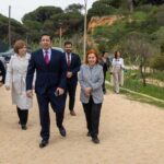 Ministra do Ambiente visitou Albufeira para avaliar danos das tempestades nas arribas e nas praias Maria Luísa e do Peneco.