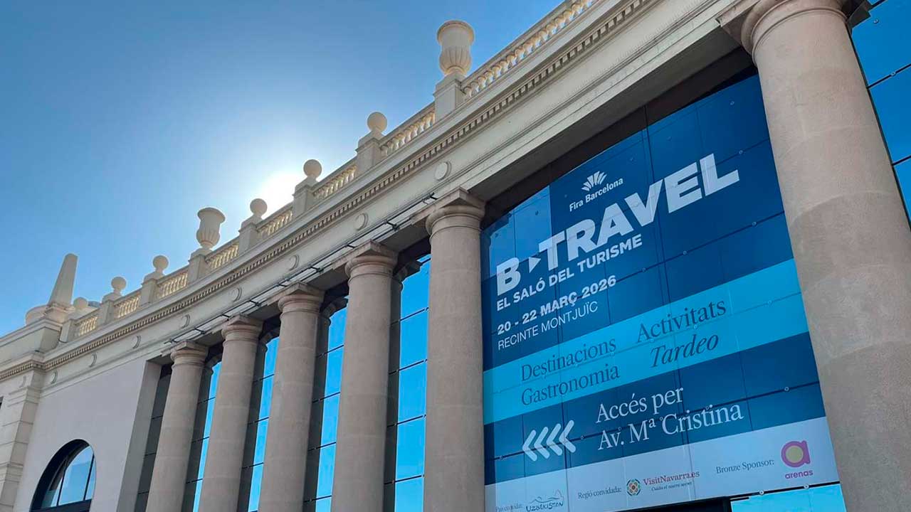 Olhão leva gastronomia a Barcelona com cataplana em destaque na B-Travel para atrair turistas espanhóis.