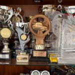 O navegador Osvaldo Maio, natural de Portimão, foi homenageado pelo seu percurso no Rally no primeiro grande evento da Associação de Desportos Motorizados do Sul (ADM Sul), a 7 de março, na Guia, na presença de atuais e antigos protagonistas do desporto automóvel do Algarve e Baixo Alentejo. Entrevistado pela filha, recordou momentos marcantes dos seus 17 anos ininterruptos de carreira no Rally.