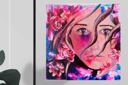 Paula Cabecinha apresenta «Watch me while I bloom pt.2» em Portimão, exposição de pintura patente até 16 de março no CC Continente.