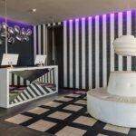 Pestana Alvor South Beach reabre e crianças até 16 anos não pagam estadia em reservas até 30 de abril, desde que partilhem quarto com os pais.
