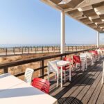 Pestana Alvor South Beach reabre e crianças até 16 anos não pagam estadia em reservas até 30 de abril, desde que partilhem quarto com os pais.