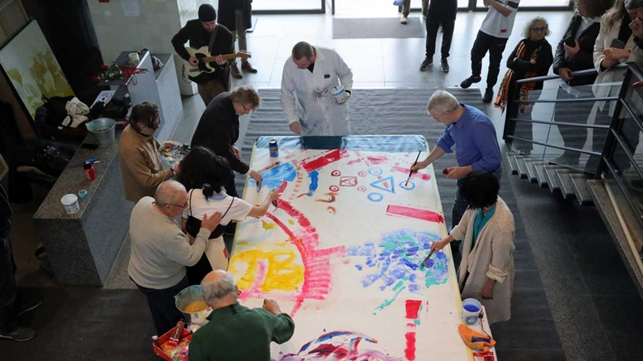 Portimão recebe seis artistas internacionais no VI Simpósio Internacional de Pintura, dedicado à sustentabilidade, entre 9 e 14 de março.