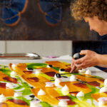 Quinta do Lago serve três jantares exclusivos com arte comestível criada ao vivo pela chef Angélique Schmeinck.