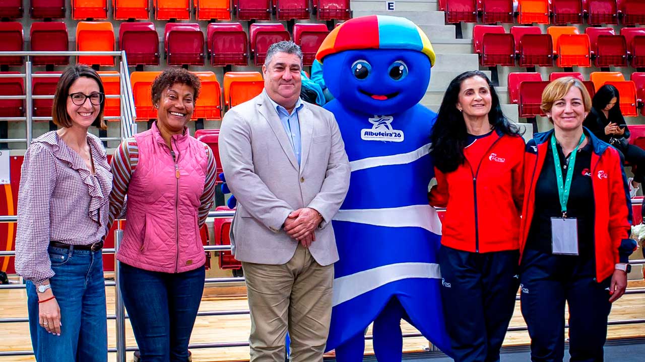 450 atletas marcam Taça de Portugal de Ginástica Acrobática em Albufeira, com 21 clubes e domínio de Sporting e Ginásio Clube de Tomar na competição.