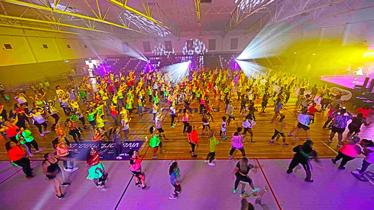Corrida da Liberdade e Europeu de Trampolins lideram agenda de abril em Portimão com 700 ginastas, windsurf, desporto motorizado e atividades gratuitas.