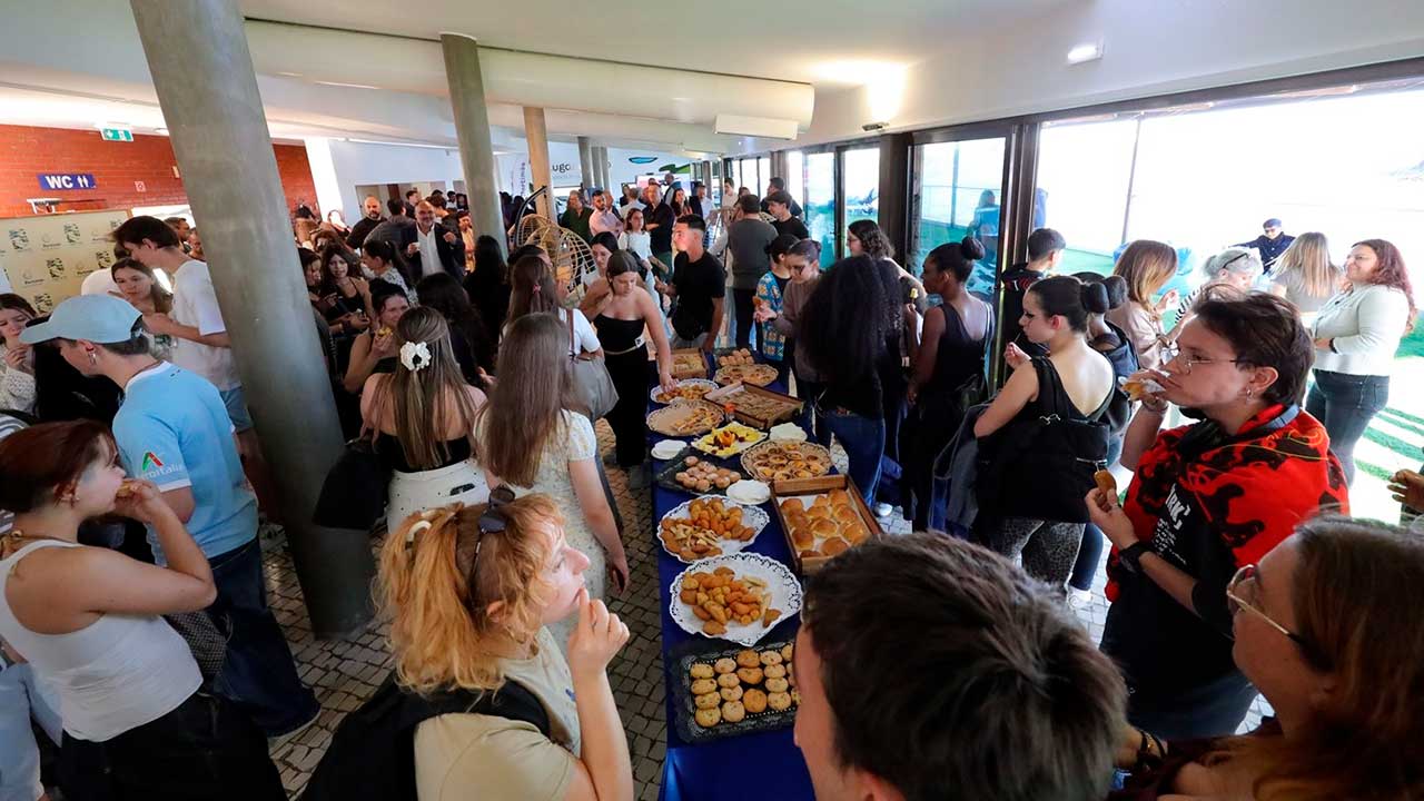 Março Jovem termina em Portimão com quatro projetos vencedores do OPJ 2025/26 escolhidos por 1.337 jovens e 100 mil euros para implementação.