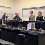 Proteção Civil do Algarve aproxima autarcas do sistema de emergência e reúne 16 presidentes de câmara para integrar eleitos no modelo regional.