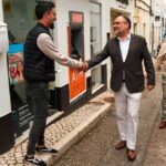 Portimão acompanha obras em Alvor e reúne com comerciantes numa visita com intervenções ao estádio, zona ribeirinha e preparação da ZAC para regular acessos.