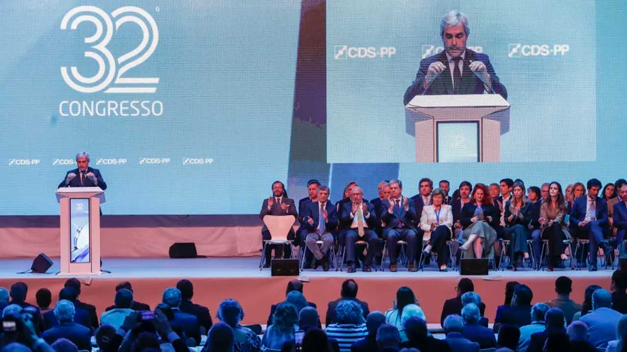 CDS Algarve reforça presença nacional com seis dirigentes eleitos para órgãos do partido após o congresso realizado em Alcobaça.