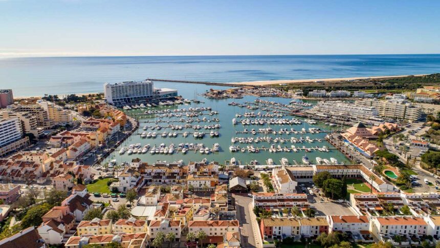 Caminho de Santiago à Vela arranca em Vilamoura com 20 veleiros e 80 a 85 nautas-peregrinos, numa rota marítima até à Galiza.