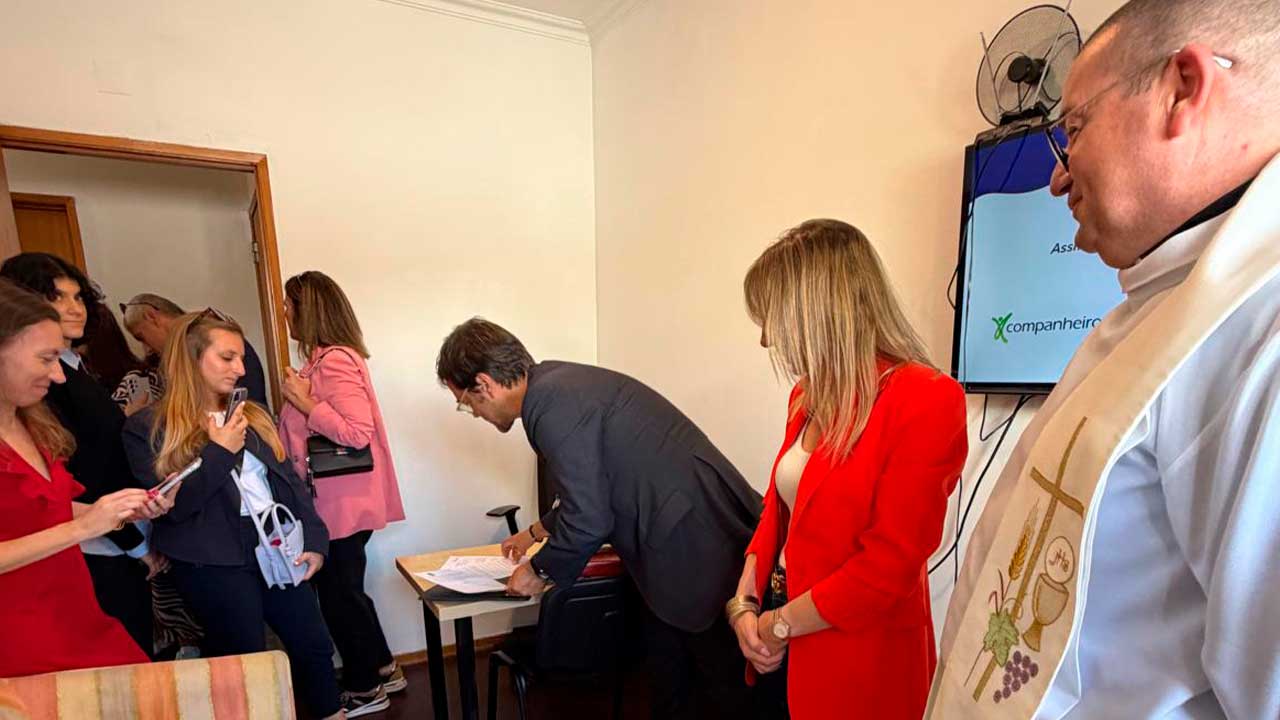 Casa de Transição Faro abre portas a ex-reclusos com apoio habitacional, formação e acompanhamento para facilitar a reintegração.