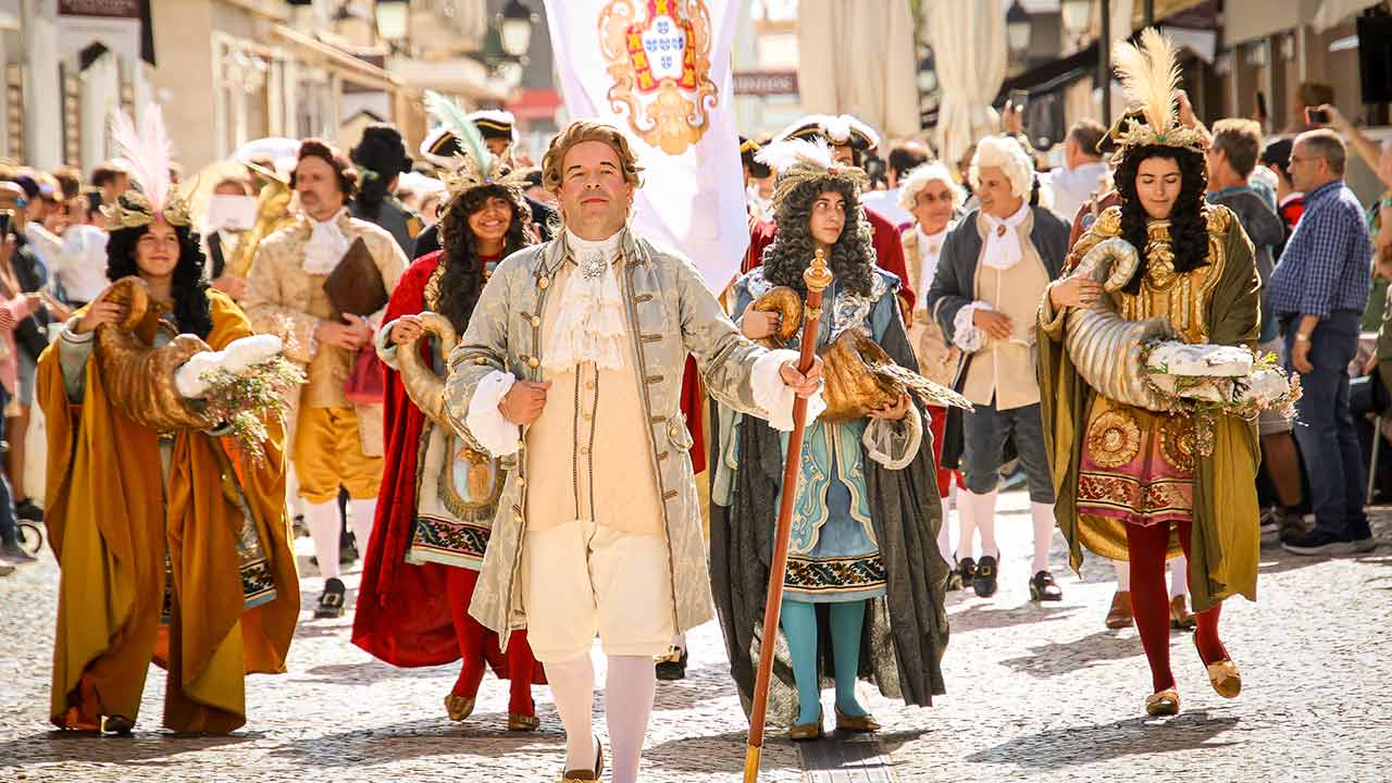 O Festival Setecentista regressa a Vila Real de Santo António com recriações históricas, música e teatro.