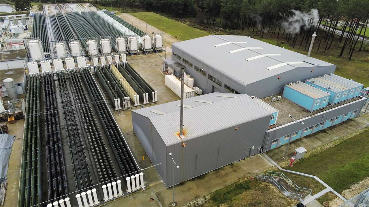 Allmicroalgae lidera projeto inovador de microalgas sustentáveis em Portugal.