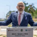 Nova Variante a Olhão, hoje inaugurada, já retira trânsito e devolve Avenida D. João VI à cidade.