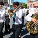 Banda Filarmónica de São Brás percorre as ruas da vila para celebrar os 23 anos da ACREMS.