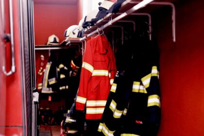 Bombeiros de Alcoutim recebem 272 mil euros da Galp para novos equipamentos, energia solar e reforço da capacidade de resposta.