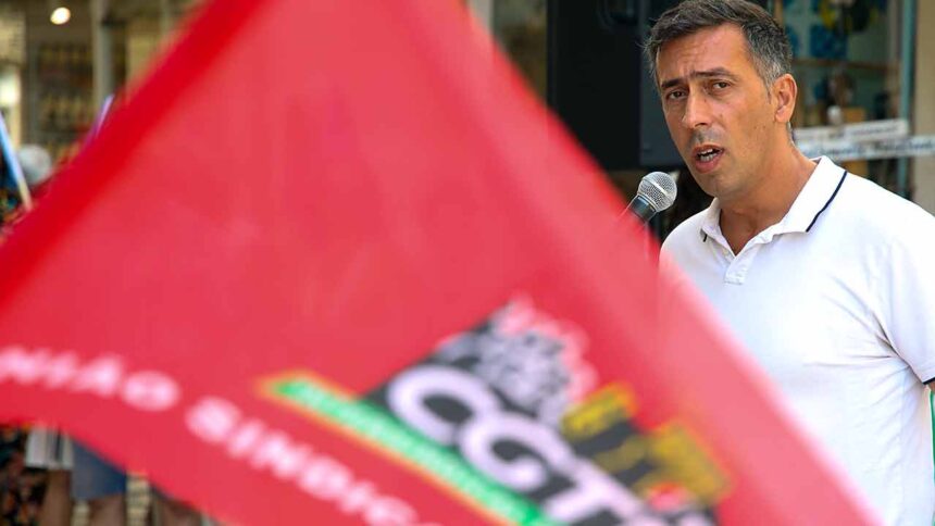 Tiago Oliveira diz que a mobilização dos trabalhadores foi determinante para chumbar a revisão laboral.