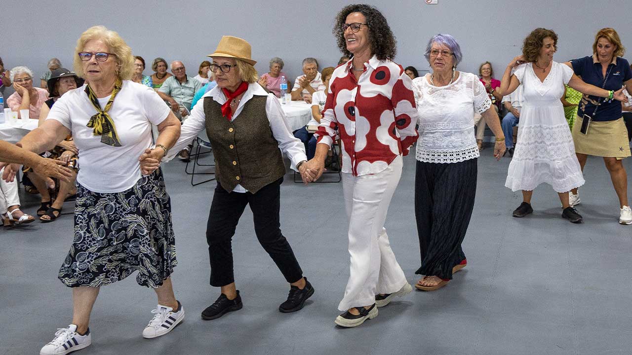 Clube Avô de Albufeira encerrou ano em festa com cerca de 228 participantes no Espaço Multiusos.