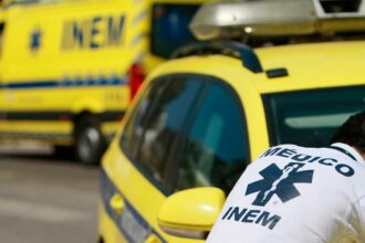 Despiste no IC27, em Castro Marim, provocou uma vítima mortal e deixou outra pessoa gravemente ferida.