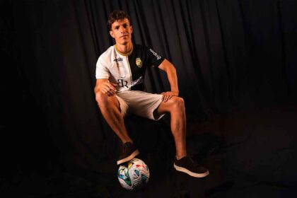 Farense assegura João Resende para as próximas duas épocas e soma o terceiro reforço para a nova temporada.