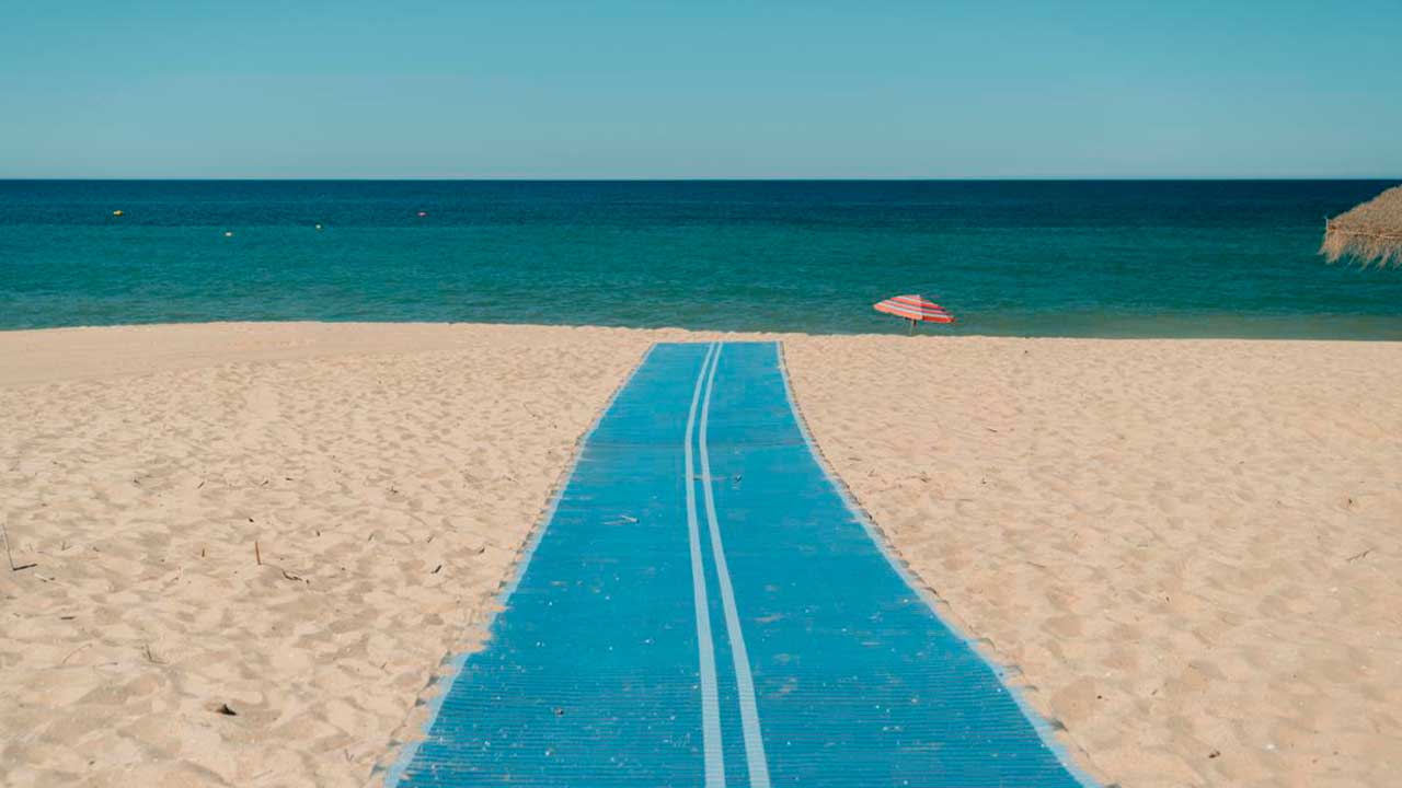 Praias de Faro recebem Bandeira Azul, Qualidade de Ouro e Zero Poluição para a época balnear.