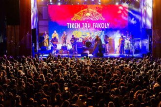 Seun Kuti e Tiken Jah Fakoly foram os protagonistas da segunda noite do Festival MED, que contou ainda com Arooj Aftab, Mário Lúcio e Expresso Transatlântico.