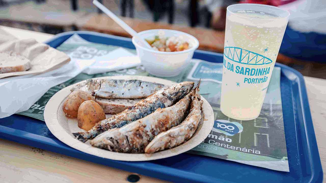 Festival da Sardinha regressa a Portimão com seis noites de concertos e homenagem à tradição piscatória local.