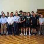 Município homenageou os Sub-18 do Ginásio Club Olhanense após uma época concluída com 16 vitórias em 16 jogos.