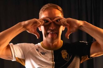 Farense reforça a defesa com o regresso de Gonçalo Silva, antigo capitão e protagonista da subida à I Liga.