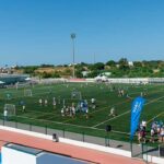 Cerca de 700 crianças participaram nos Jogos de Quelfes, uma iniciativa que promove o desporto, a inclusão e os valores olímpicos em Olhão.