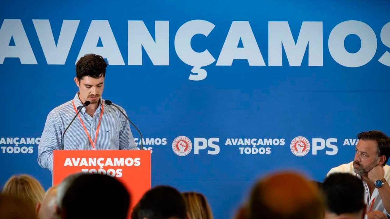 Moção de José Nascimento recebeu 74% dos votos e leva ao PS o debate sobre diversificar a economia do Algarve.