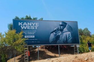 Kanye West terá concerto no Estádio Algarve a 7 de agosto, com divulgação do Turismo de Portugal.
