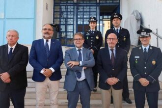 Reforço de efetivos, videovigilância e novas infraestruturas marcaram a visita do ministro Luís Neves ao Algarve.