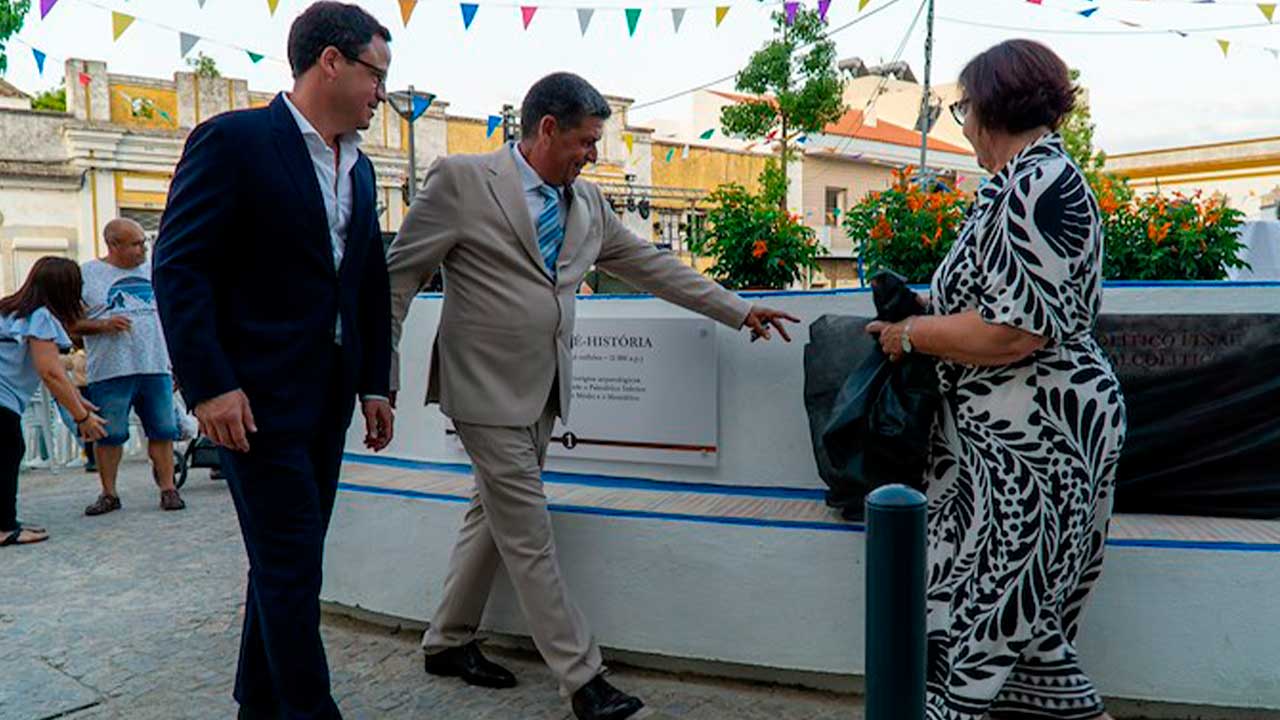 Moncarapacho celebrou 555 anos com três dias de festa, homenagens e iniciativas que juntaram a comunidade em torno das suas tradições.
