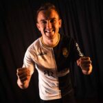 Nermin Zolotic regressa ao futebol português para reforçar o Farense, depois de uma passagem pelos arménios do FC Noah.
