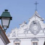 Olhão celebra 200 anos com concertos nas igrejas e um videomapping participativo que conta a história da cidade.