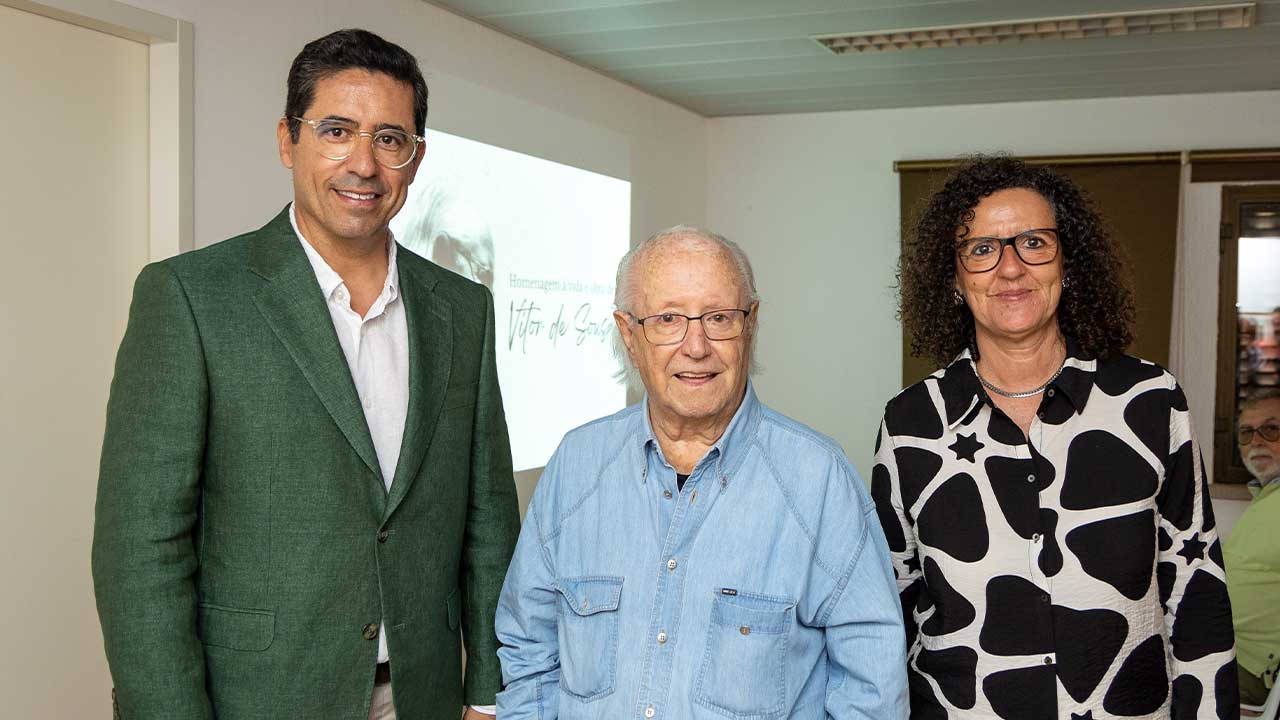Albufeira reuniu 38 fotografias de Vítor de Sousa no Arquivo Histórico, numa homenagem à memória visual do concelho.