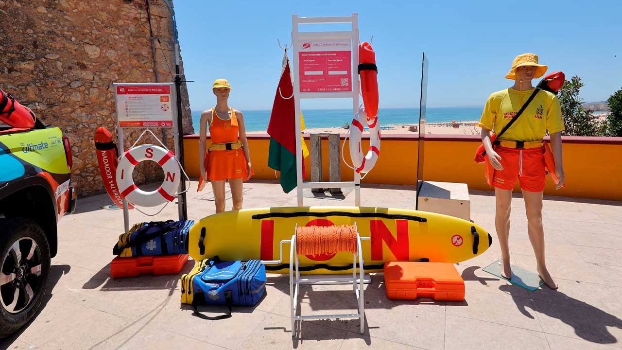 Praias de Portimão contam este verão com 52 nadadores-salvadores, 15 torres de vigilância e três postos de enfermagem.