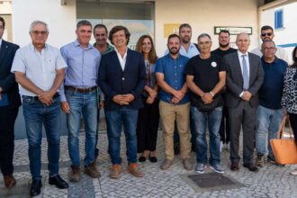 Costa Vicentina volta ao debate com pescadores e autarcas a pedirem ao Governo mudanças nas regras de pesca lúdica e no período de defeso do sargo local.