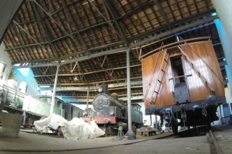 CDU denuncia degradação da antiga cocheira ferroviária de Lagos.